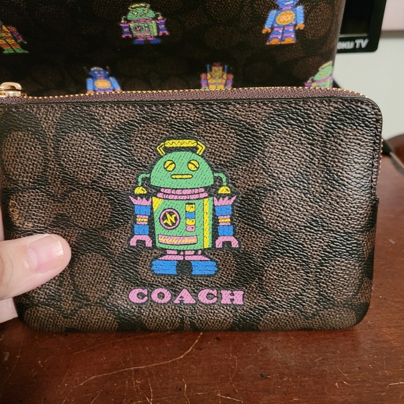 Authentic Coach set - Picture 6 of 6